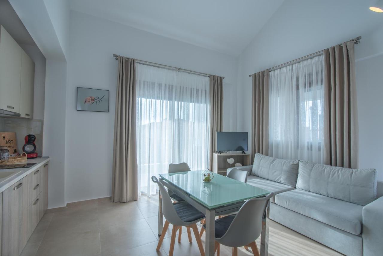 Kalli'S Apartments Нікіті Екстер'єр фото