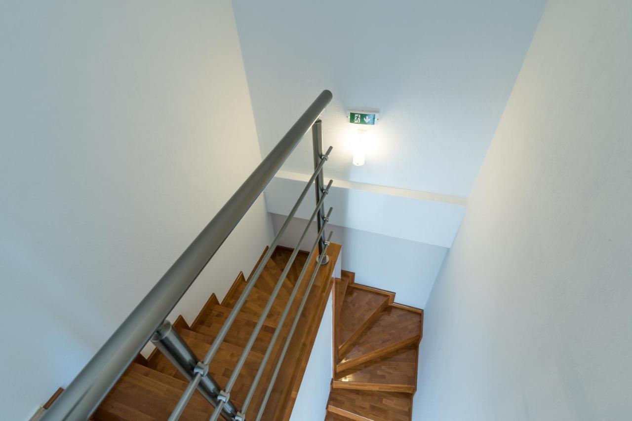 Kalli'S Apartments Нікіті Екстер'єр фото