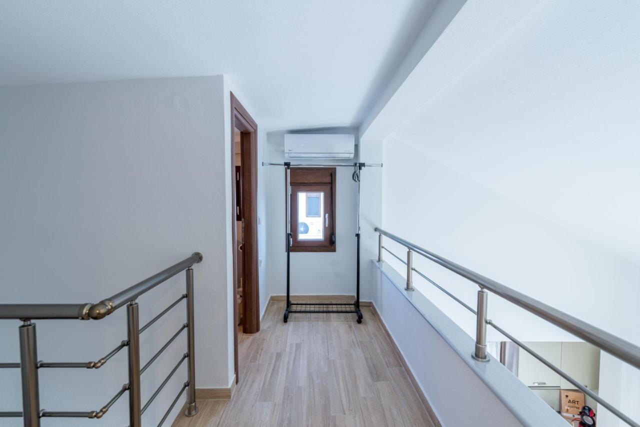 Kalli'S Apartments Нікіті Екстер'єр фото