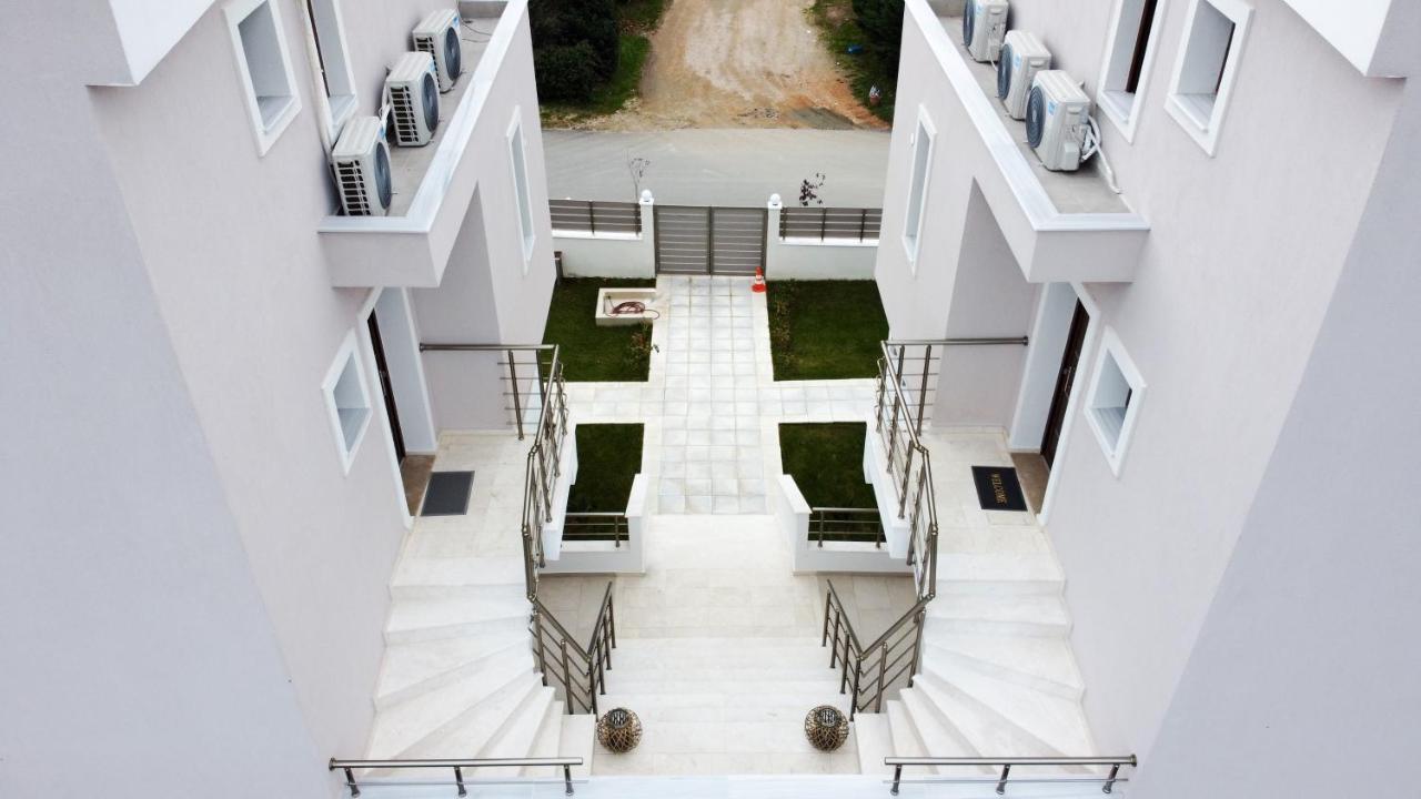 Kalli'S Apartments Нікіті Екстер'єр фото
