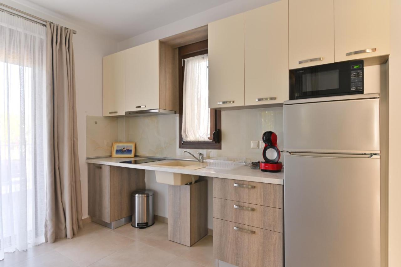 Kalli'S Apartments Нікіті Екстер'єр фото