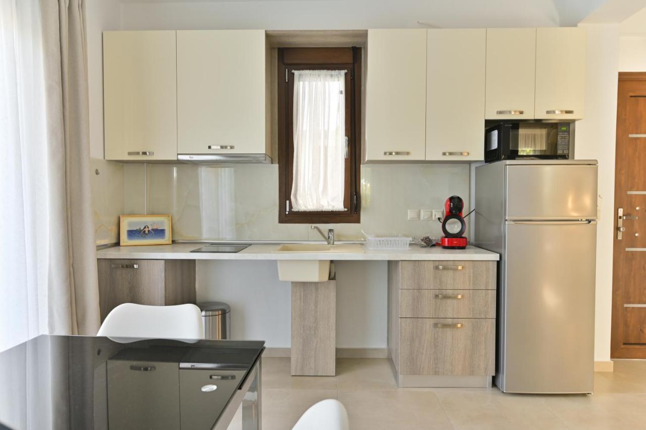 Kalli'S Apartments Нікіті Екстер'єр фото