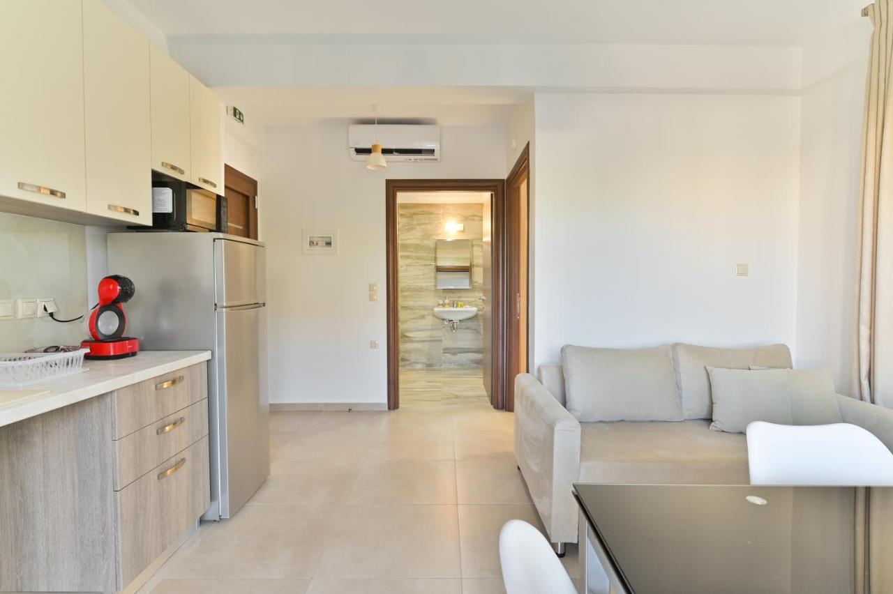 Kalli'S Apartments Нікіті Екстер'єр фото